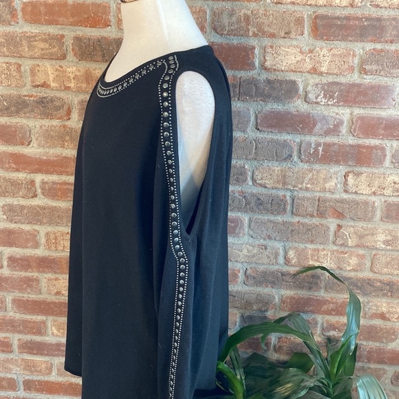 Design 365 1X black long open shoulder sleeve sweater - Picture 4 of 9